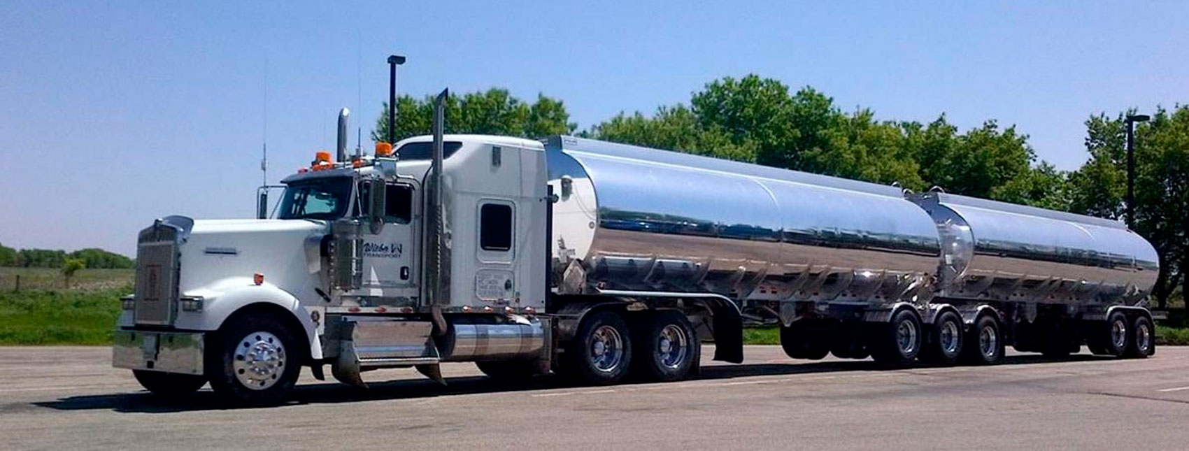 Wiebe Transport liquid tanker B-train